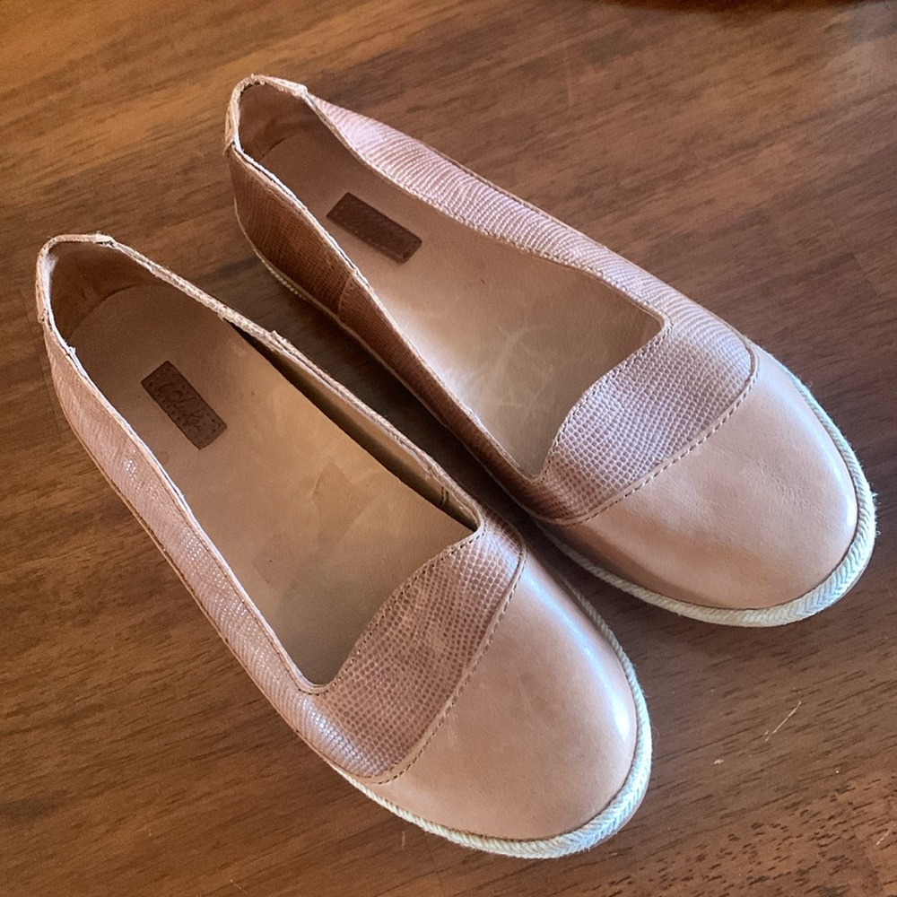 OLUKAI LINO LEATHER LOAFER WOMENS SIZE 7